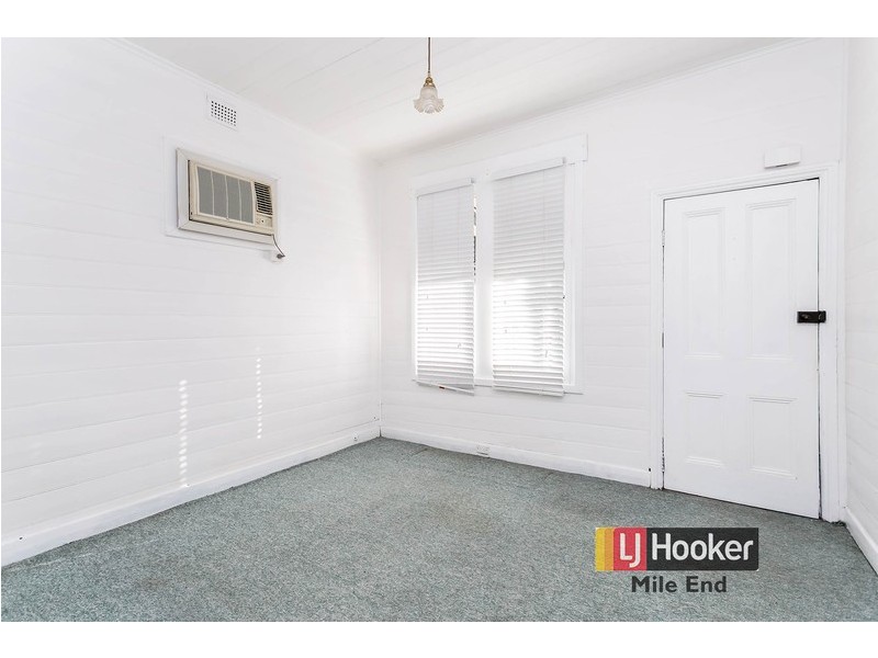 8 Sutherland Street, Glanville SA 5015