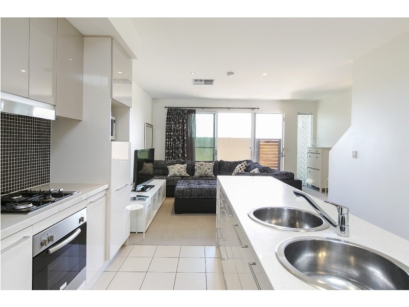 12. Karka Cove, New Port SA 5015