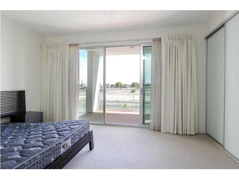 12. Karka Cove, New Port SA 5015