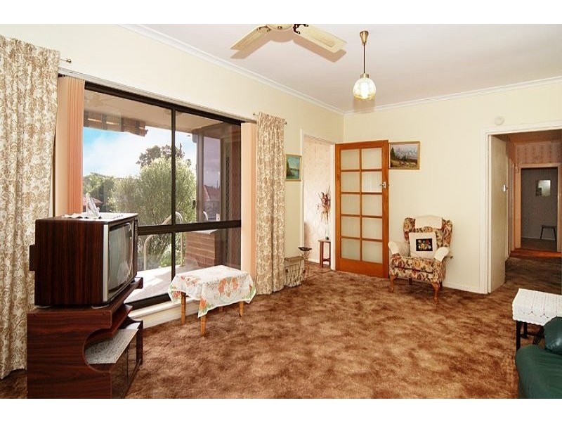 4 Brodie Crescent, Christies Beach SA 5165