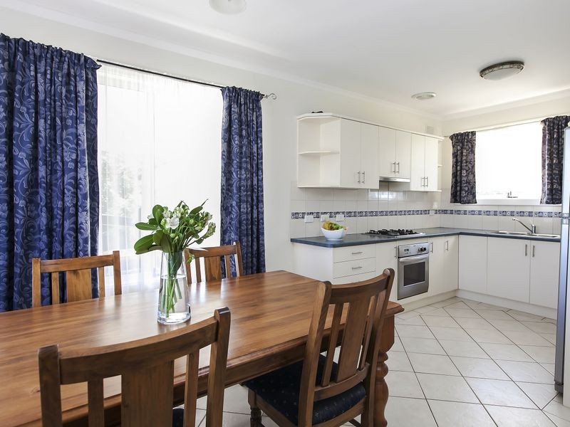 4 Brian Way, Valley View SA 5093