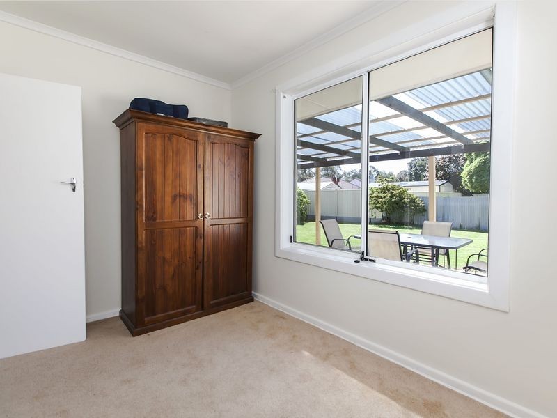 4 Brian Way, Valley View SA 5093