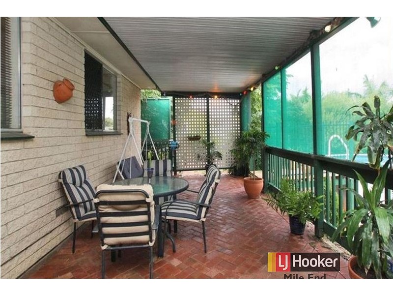 4 Falcon Court, Hallett Cove SA 5158