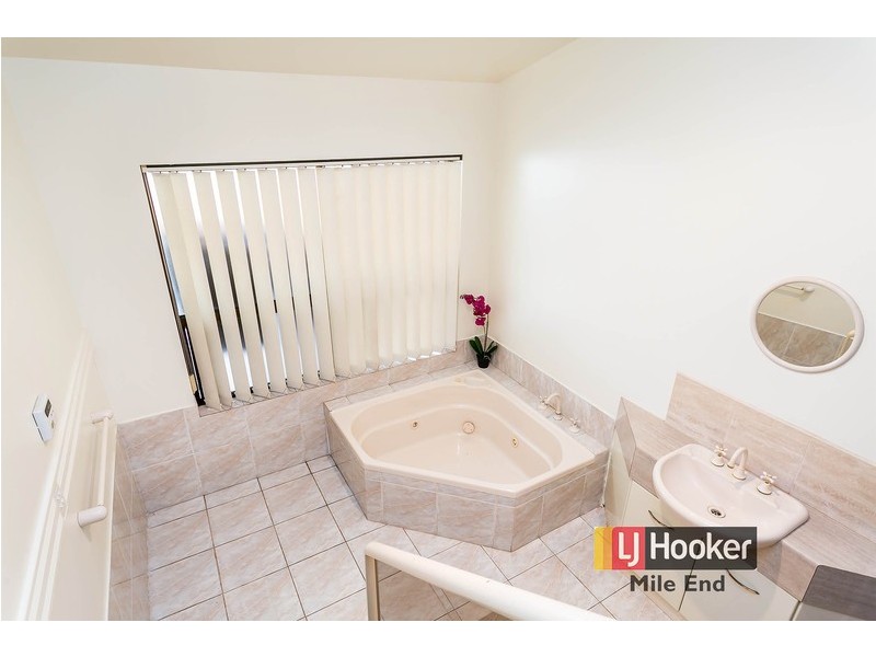 20 MacKay Court, Greenwith SA 5125