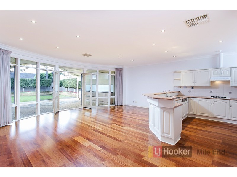 18 Mercurio Drive, Flinders Park SA 5025