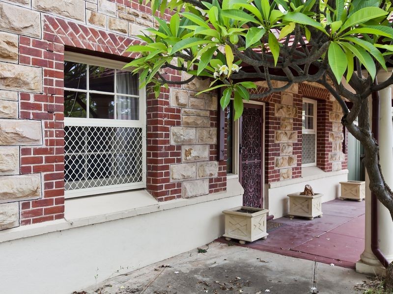 16 Victoria Street, Glandore SA 5037
