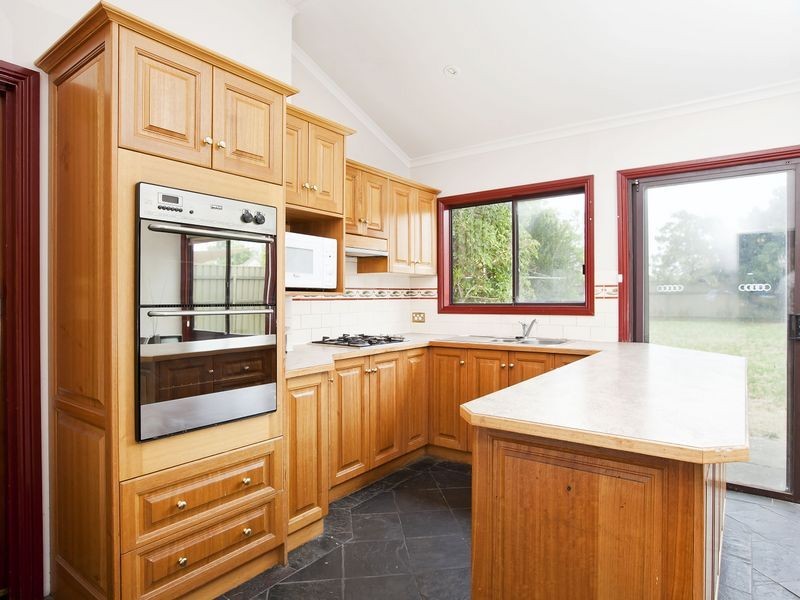 16 Victoria Street, Glandore SA 5037