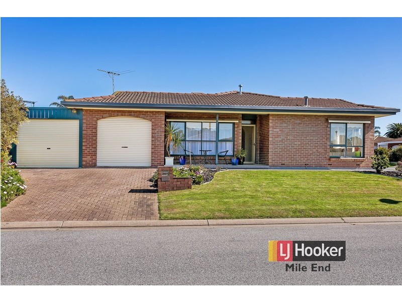 2/1 Cocos Grove, West Lakes SA 5021