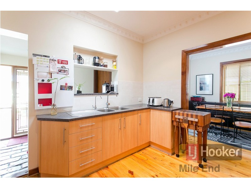 24 Lipsett Terrace, Brooklyn Park SA 5032