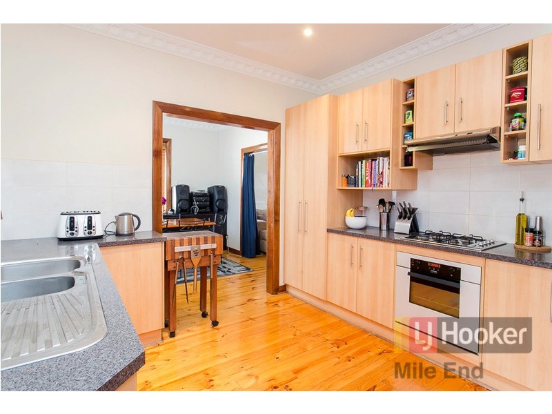 24 Lipsett Terrace, Brooklyn Park SA 5032