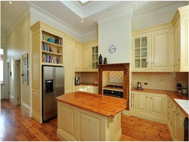47 Third Avenue, St Peters SA 5069