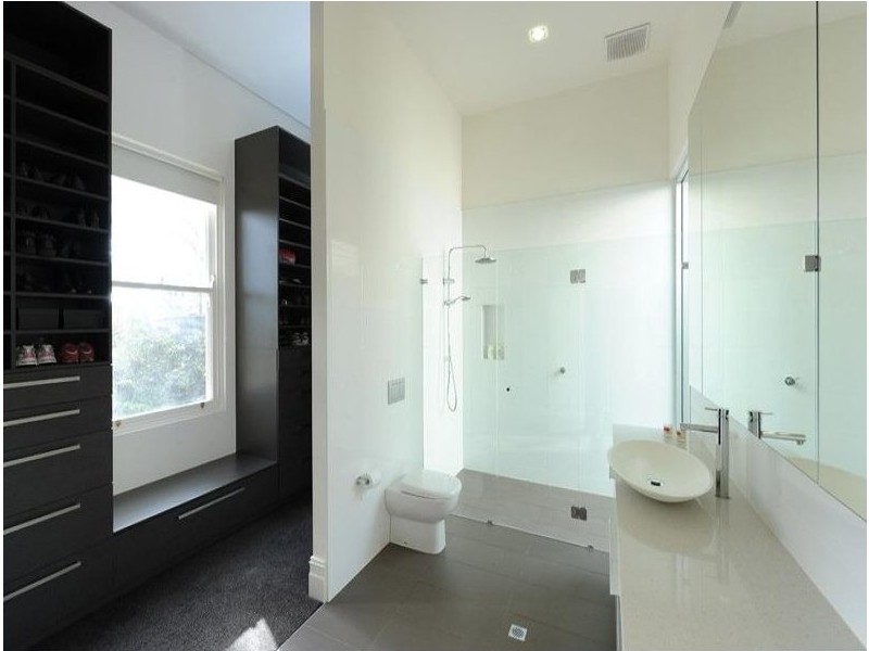 47 Third Avenue, St Peters SA 5069
