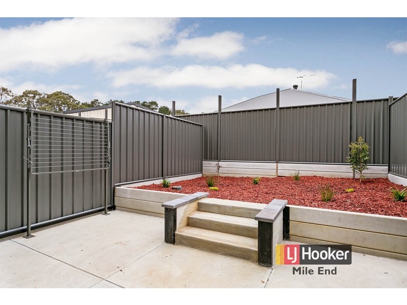 25 Red Gum Crescent, Mount Barker SA 5251