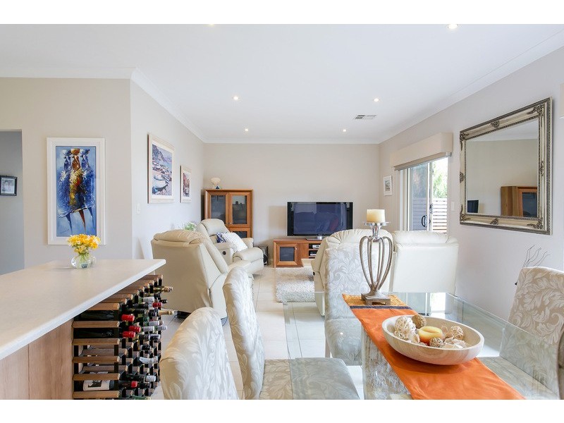 16 Manos Court, Seacliff Park SA 5049