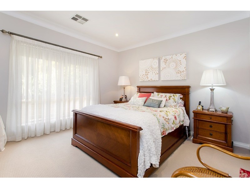 16 Manos Court, Seacliff Park SA 5049