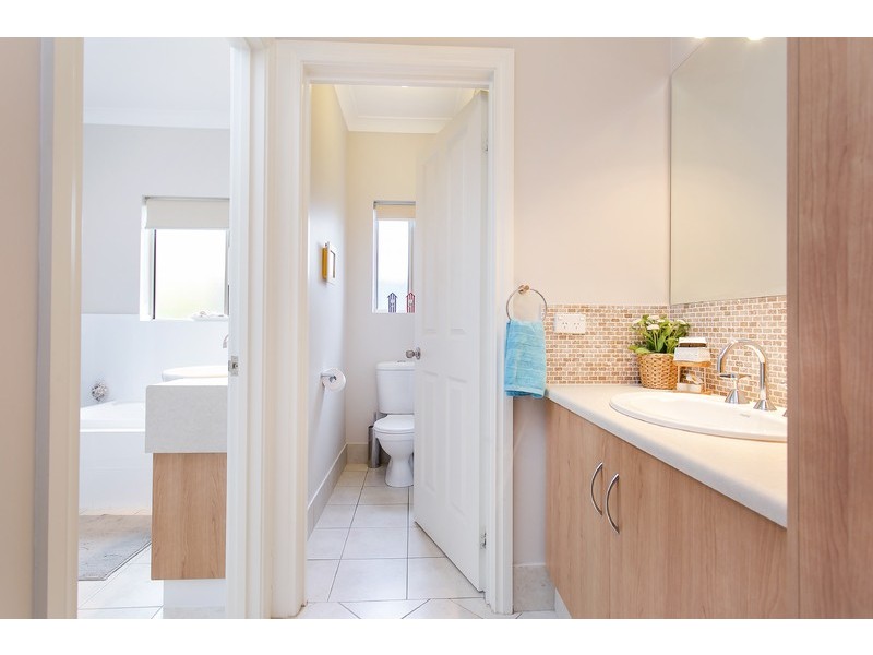 16 Manos Court, Seacliff Park SA 5049