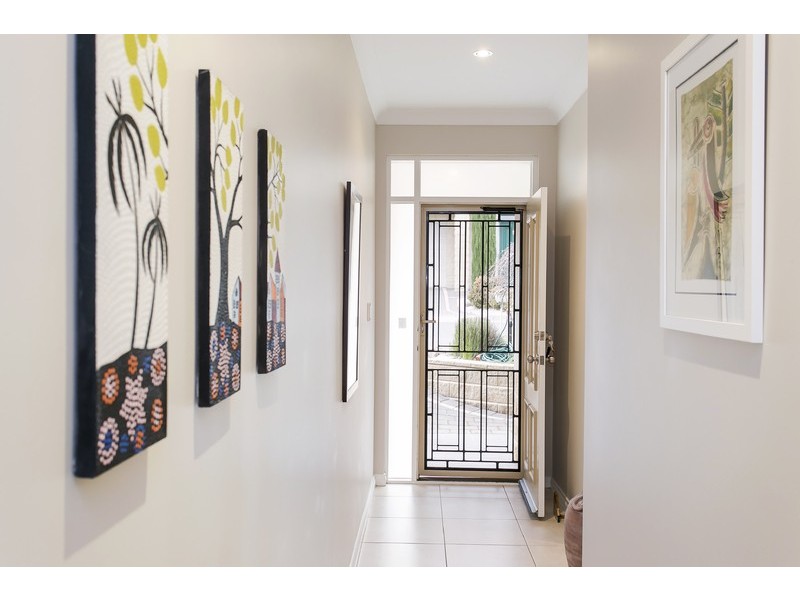 16 Manos Court, Seacliff Park SA 5049