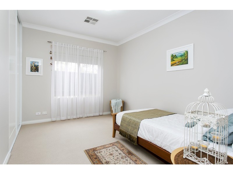 16 Manos Court, Seacliff Park SA 5049