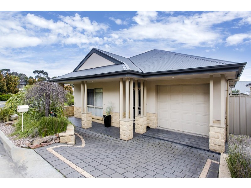 16 Manos Court, Seacliff Park SA 5049