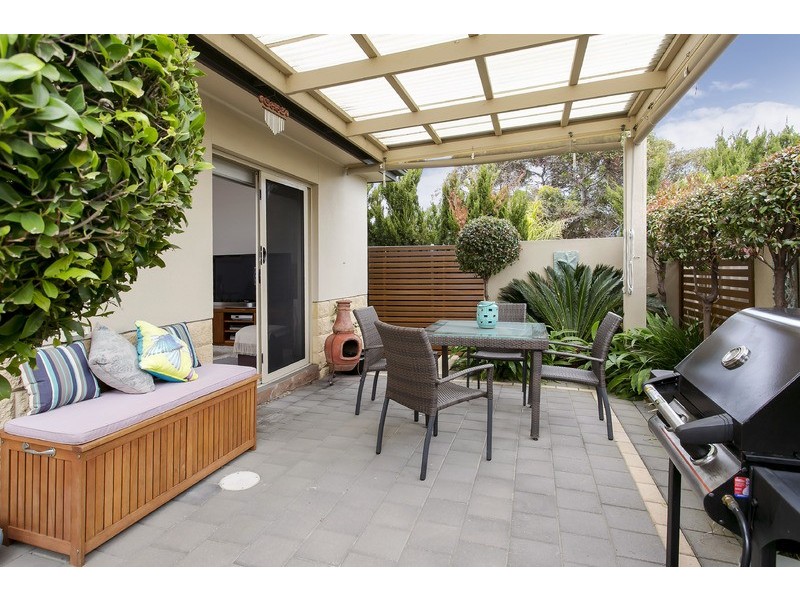 16 Manos Court, Seacliff Park SA 5049