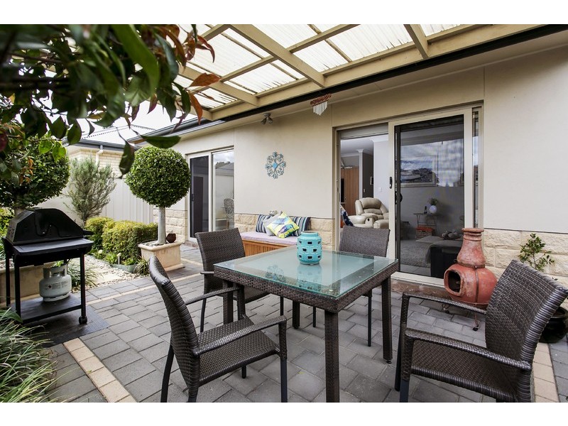 16 Manos Court, Seacliff Park SA 5049