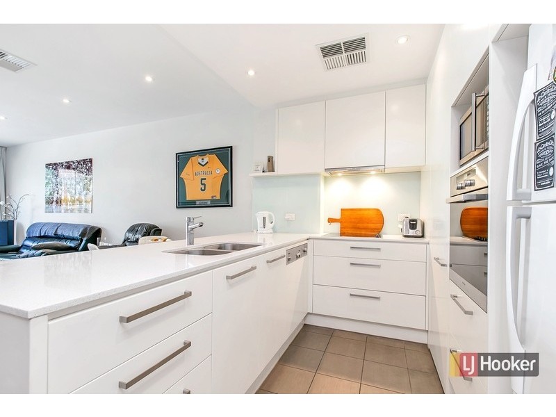 14/155 Brebner Drive, West Lakes SA 5021