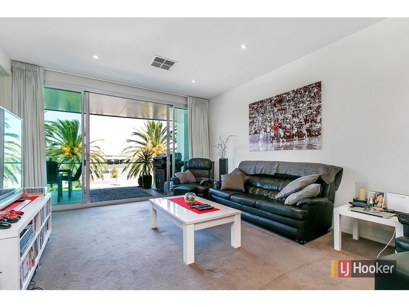 14/155 Brebner Drive, West Lakes SA 5021