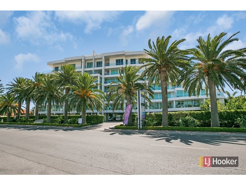 14/155 Brebner Drive, West Lakes SA 5021