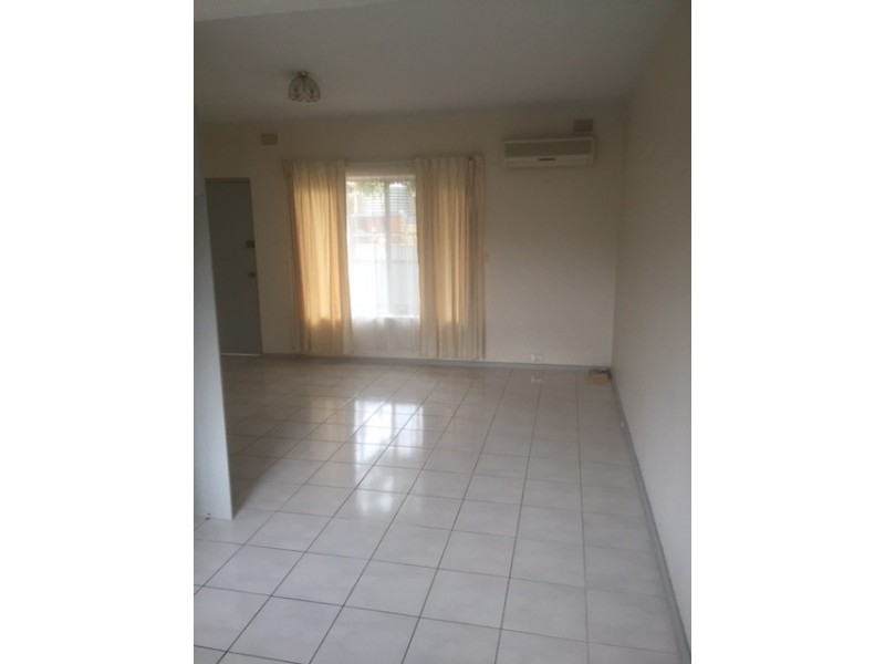 2/70 East Avenue, Black Forest SA 5035