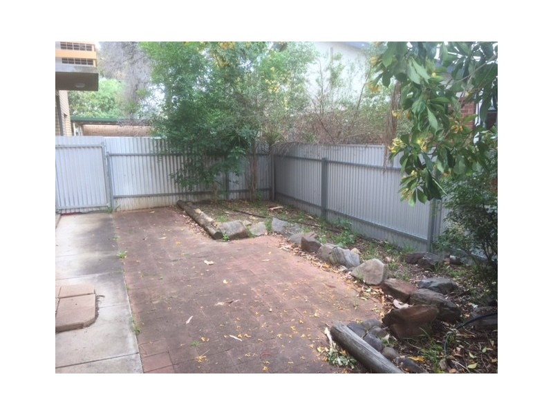 2/70 East Avenue, Black Forest SA 5035