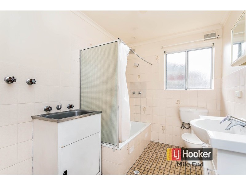 2/4 Comaum Street, St Marys SA 5042