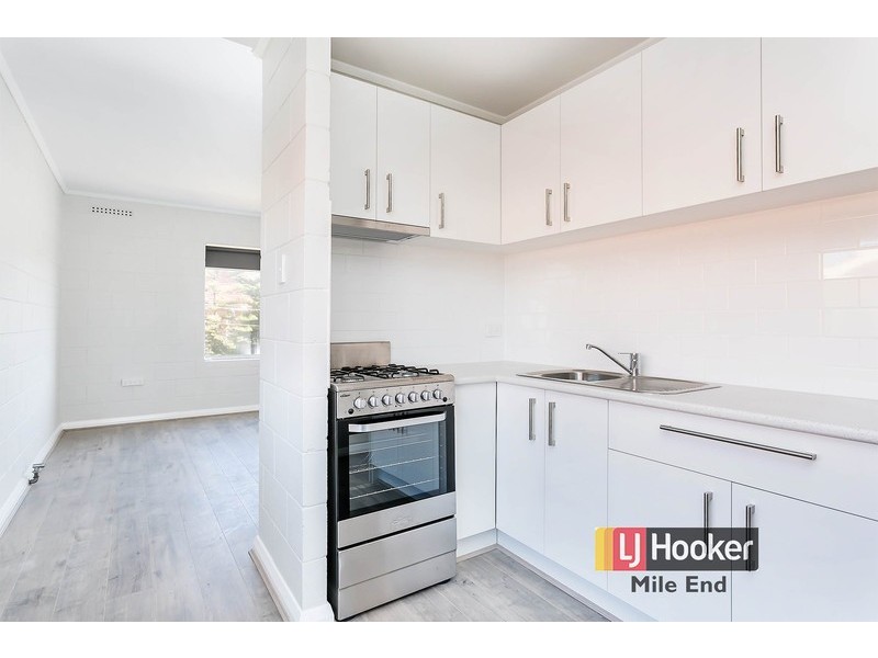 2/1 Mellor Street, West Beach SA 5024