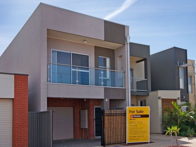 4 Northcote Walk, Mawson Lakes SA 5095