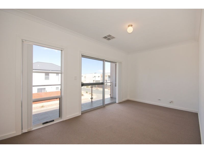 4 Northcote Walk, Mawson Lakes SA 5095