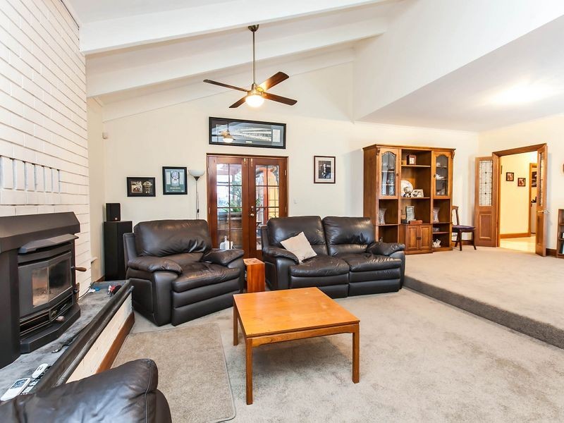 16 Newporter Terrace, West Lakes Shore SA 5020