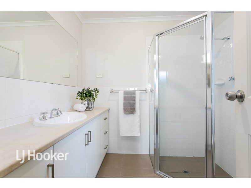 29 Pinkgum Avenue, Aldinga Beach SA 5173