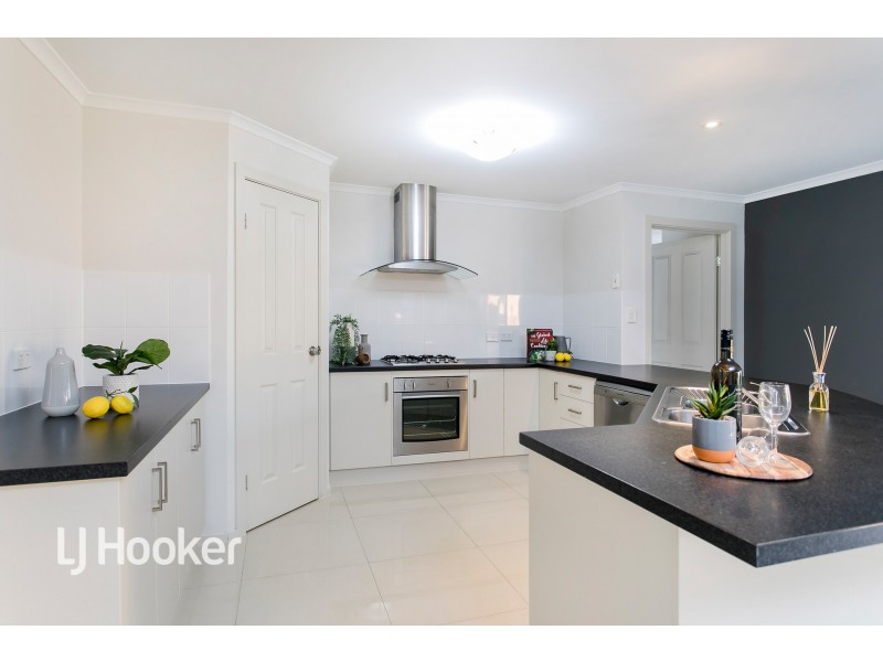 29 Pinkgum Avenue, Aldinga Beach SA 5173