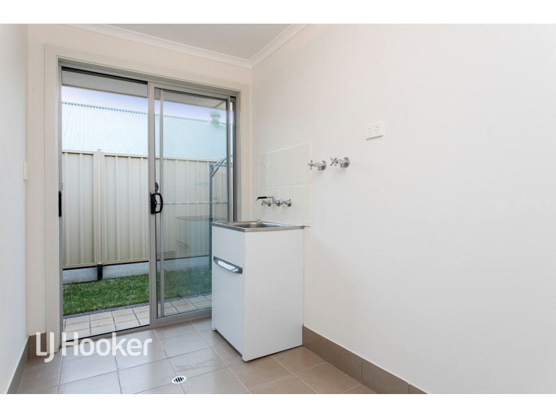 29 Pinkgum Avenue, Aldinga Beach SA 5173