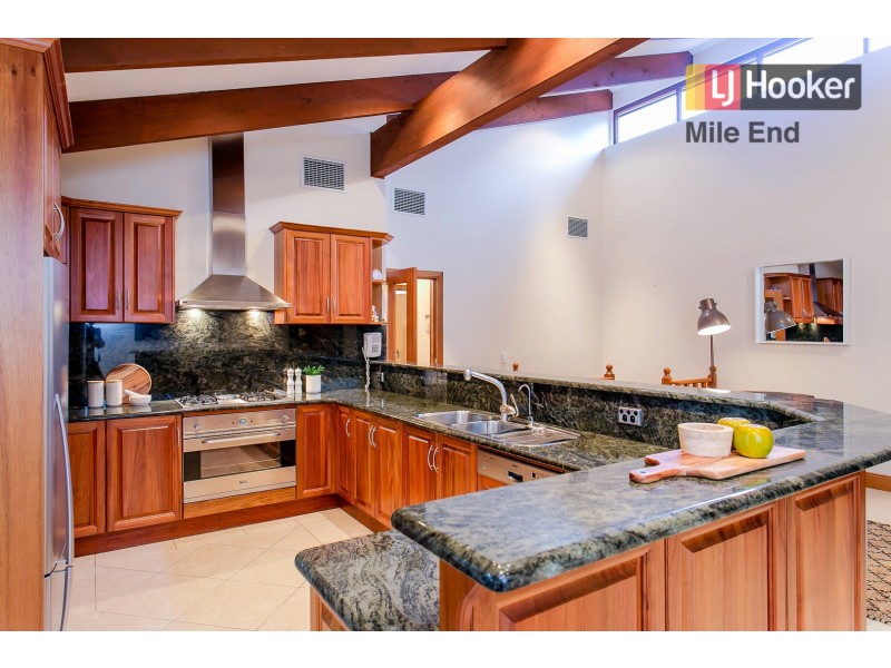 7 Heather Court, Paradise SA 5075