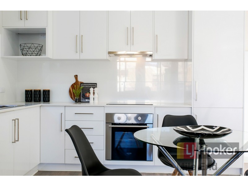 8 Carnarvon Avenue, Brooklyn Park SA 5032