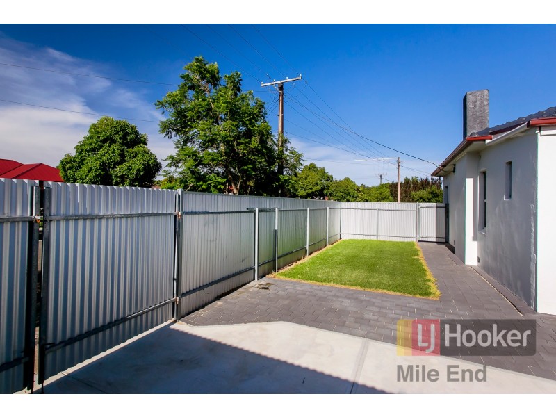 8 Carnarvon Avenue, Brooklyn Park SA 5032