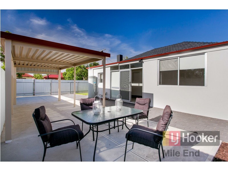 8 Carnarvon Avenue, Brooklyn Park SA 5032