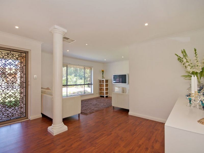 5 Clark Crescent, Paradise SA 5075