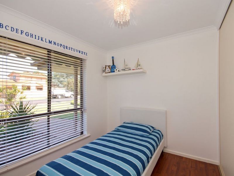 5 Clark Crescent, Paradise SA 5075