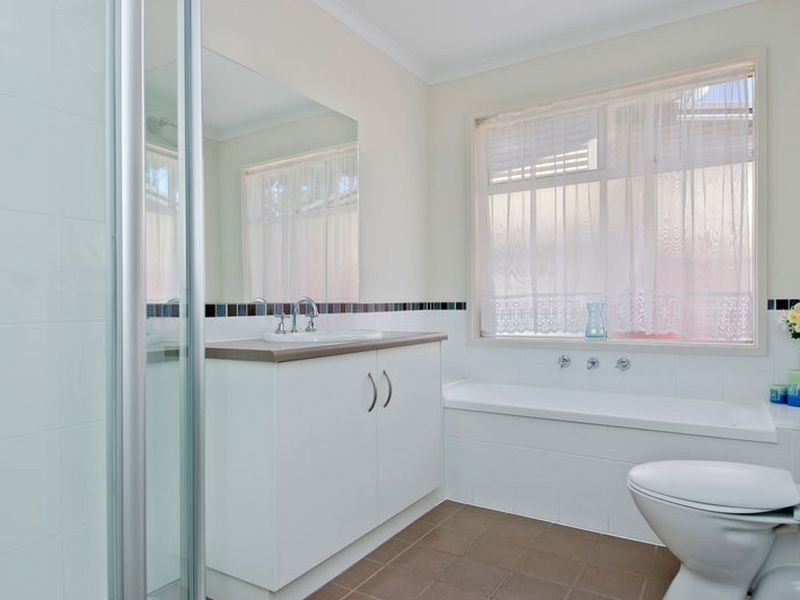 35 Grant Avenue, Gilles Plains SA 5086