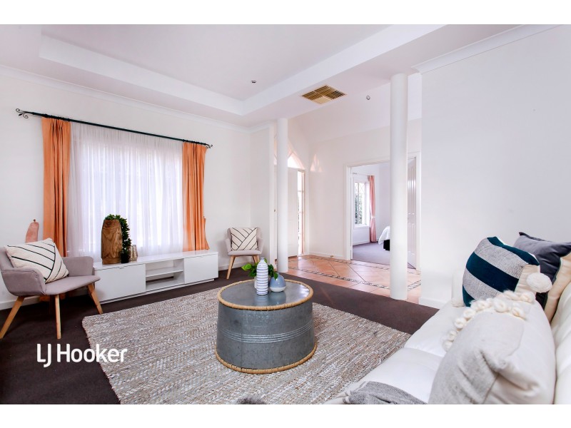 27 Saltram Parade, Oakden SA 5086