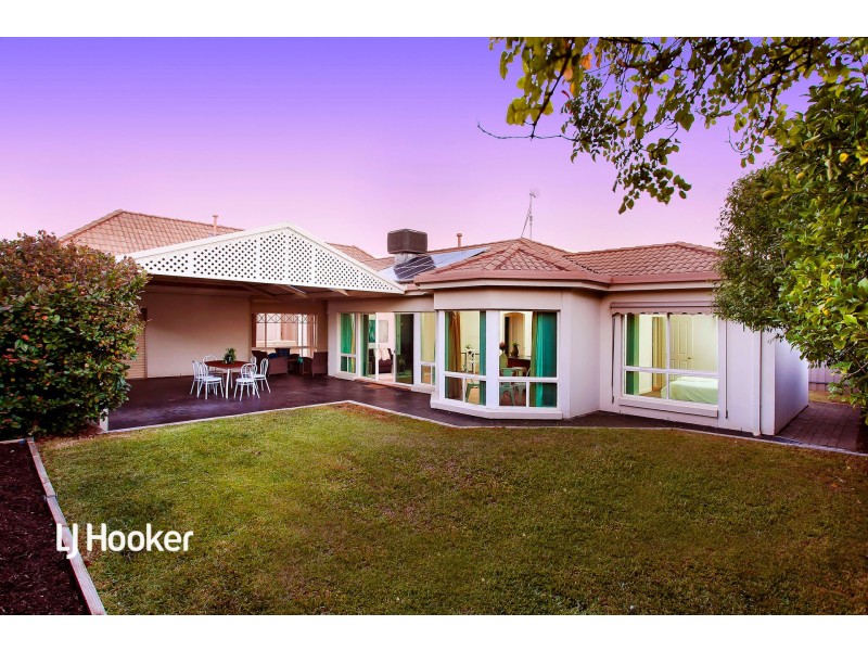 27 Saltram Parade, Oakden SA 5086