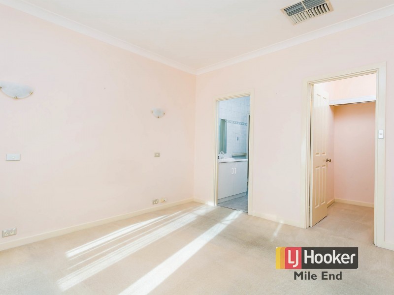 27 Saltram Parade, Oakden SA 5086