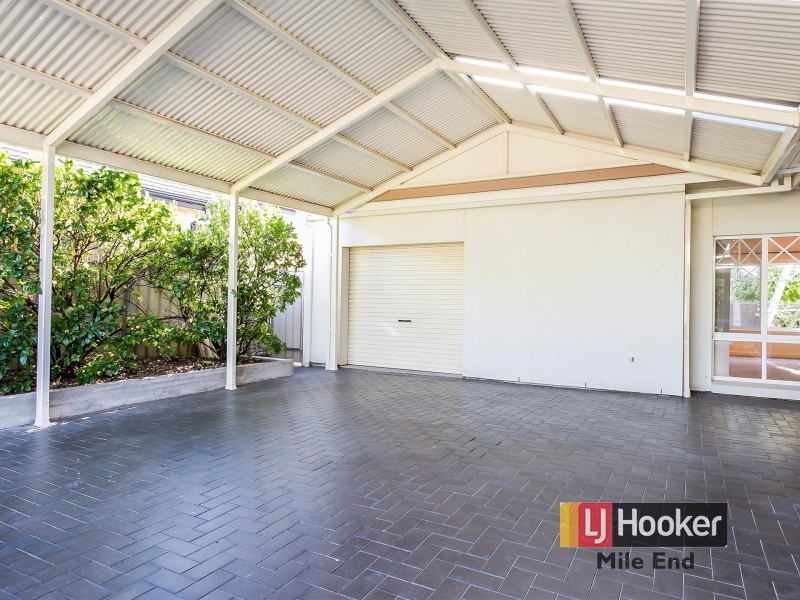 27 Saltram Parade, Oakden SA 5086