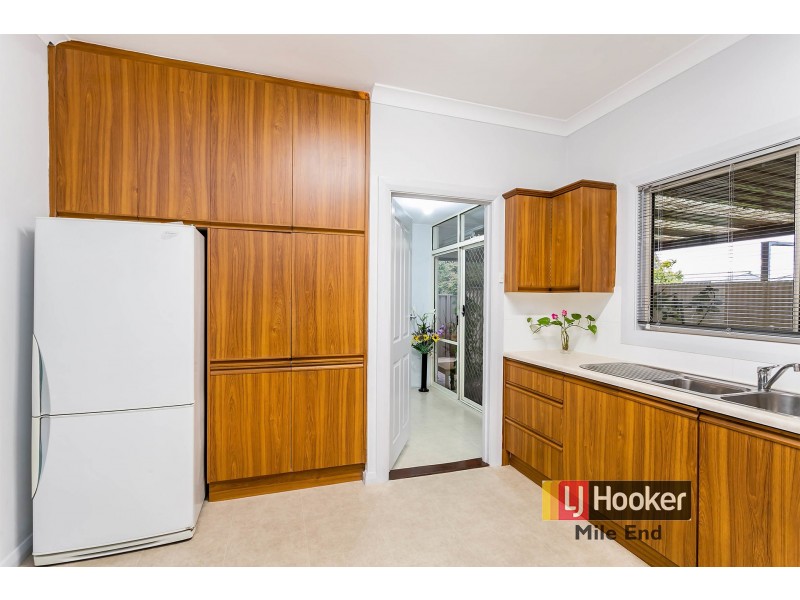 23 Weroona Avenue, Park Holme SA 5043